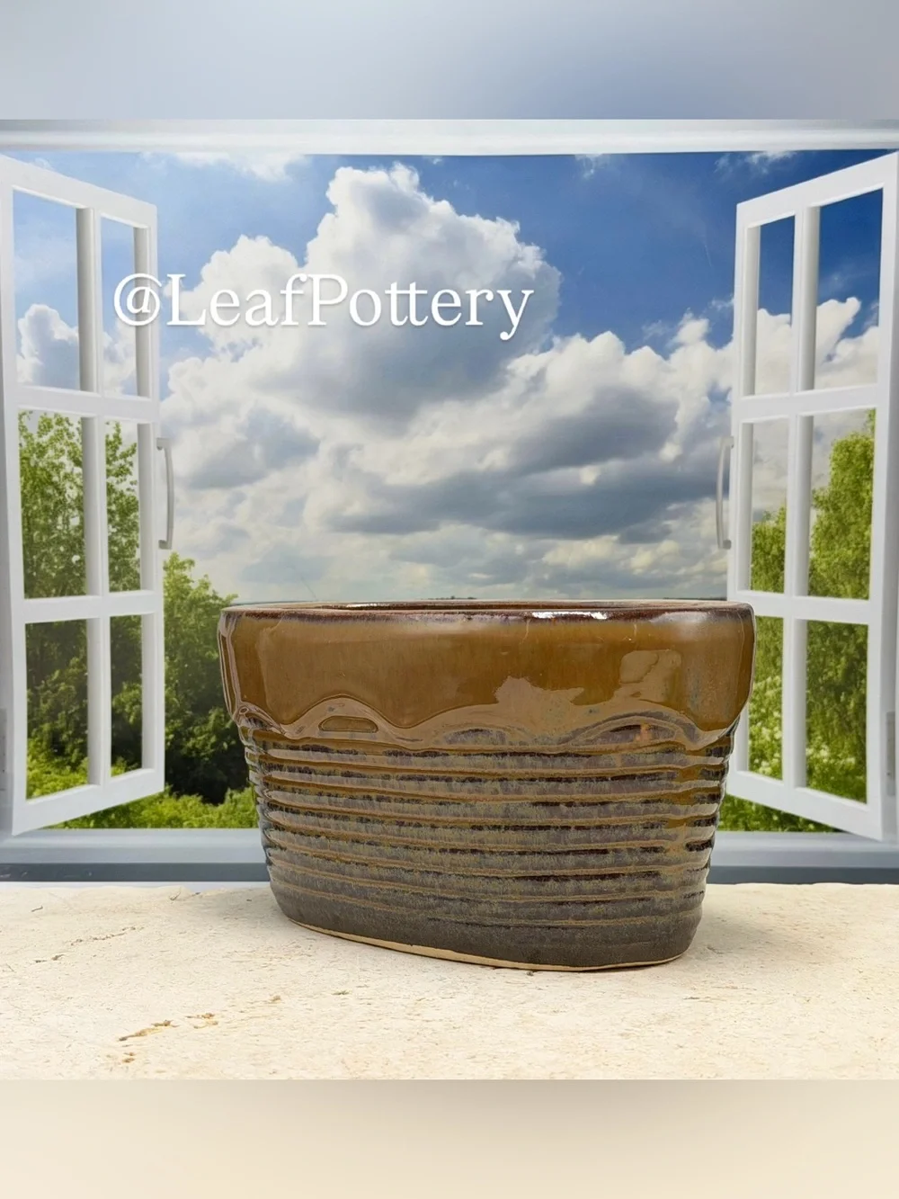 Brown Ceramic Oval Planter with Drainage Hole | Speckled Brown Pottery Plant Pot
